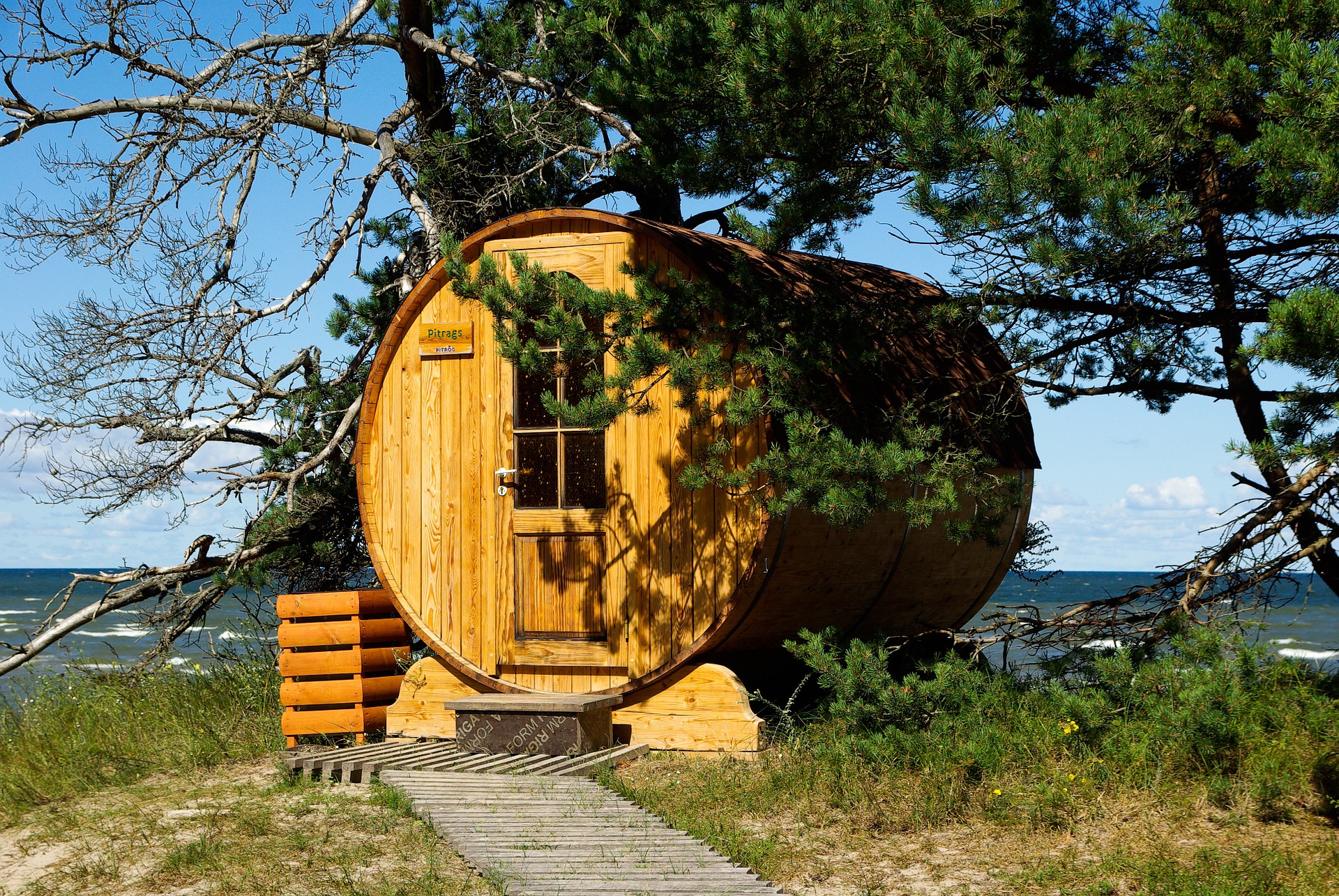 NK Expand | Online shop now sells saunas in Austria